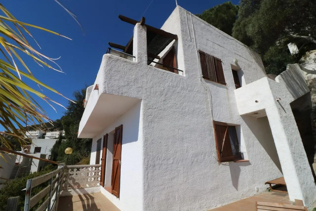Bramer Villa Roses Spain