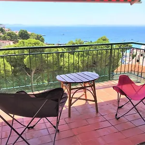 Apartamento En Con Vistas Al Mar A 50 Metros De La Playa Appartement